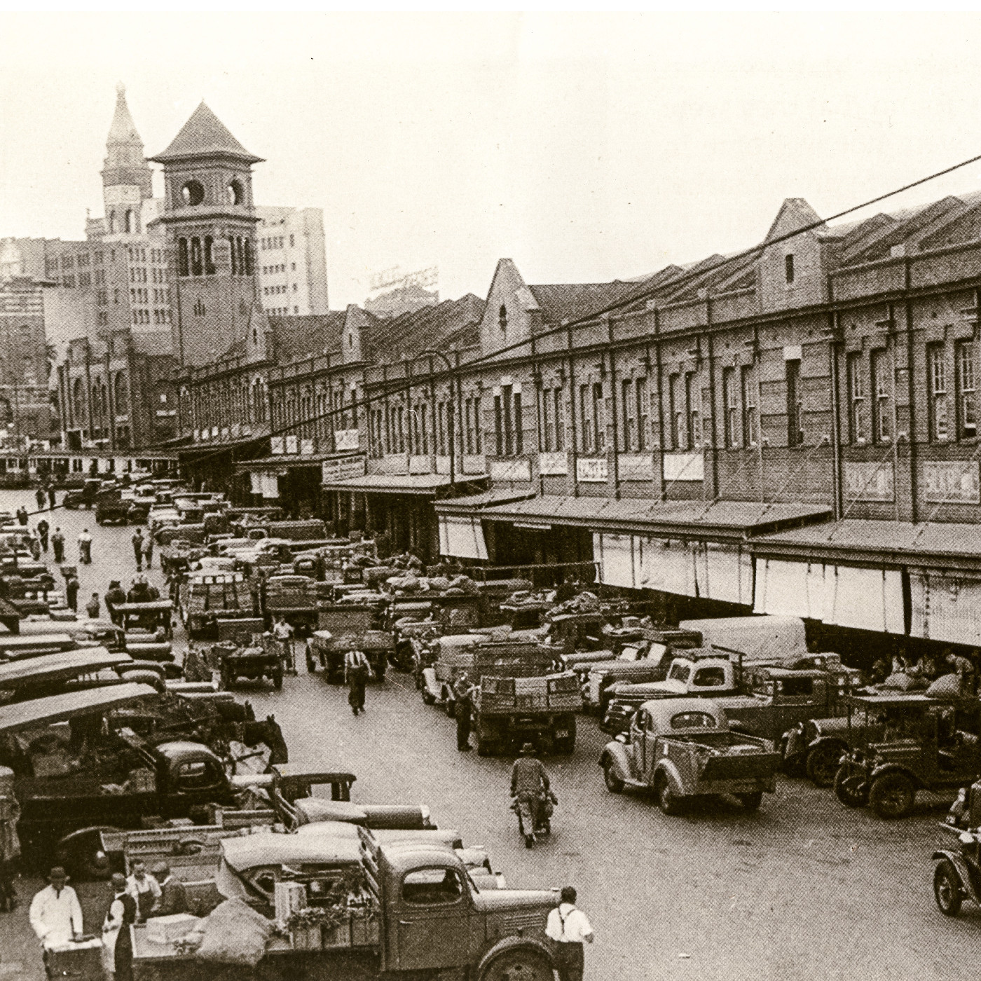 Municipal Fruit and Vegetable Markets, Haymarket, circa 1920